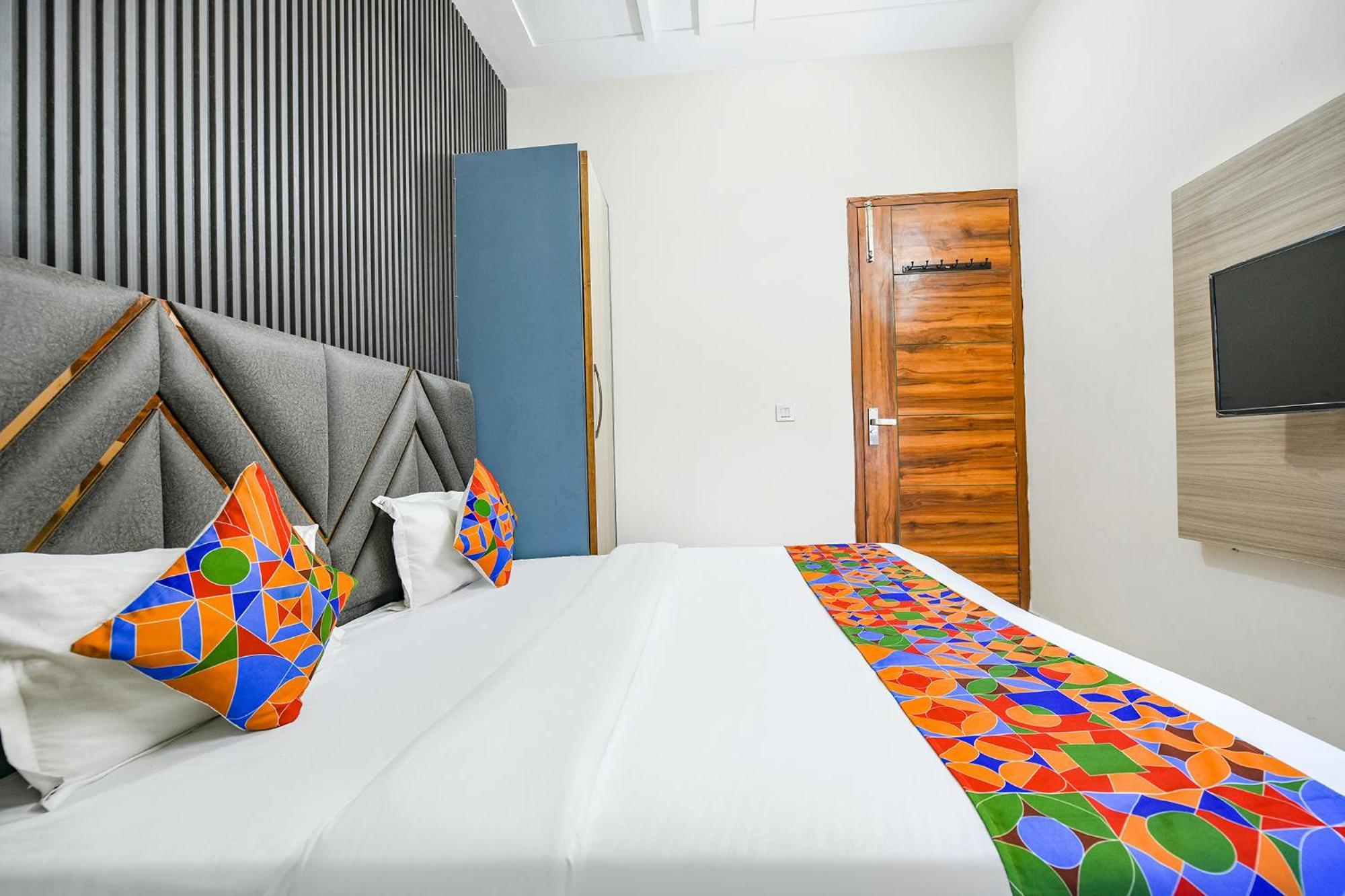Fabhotel K9 Stay Ludhiana Exterior foto